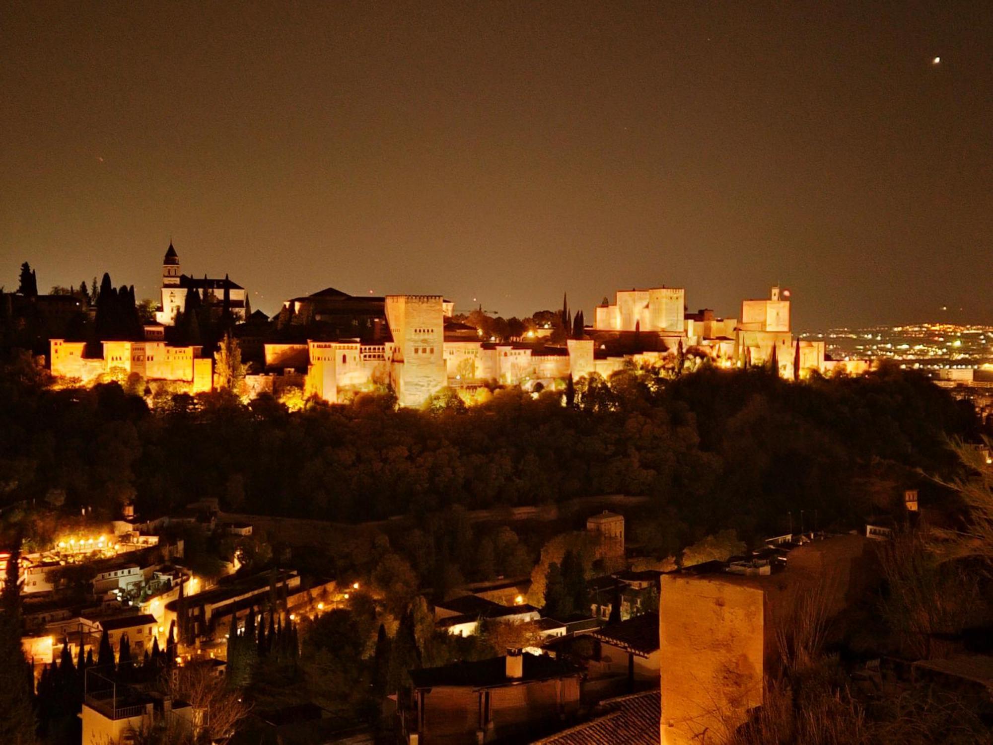 Willa Luxury Cave 100M Super Terraza Vistas Alhambra Wifi Grenada Zewnętrze zdjęcie